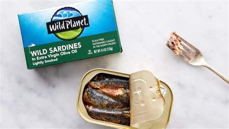 4 canned sardines brands ranked by a hungry dude .